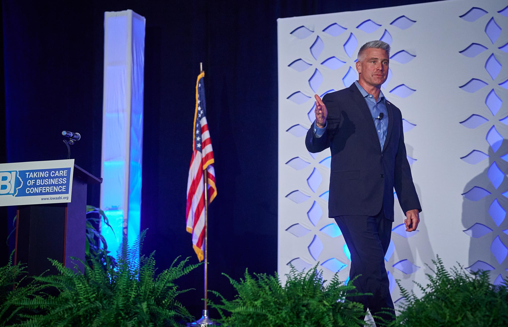 Brandon Williams On Stage_4