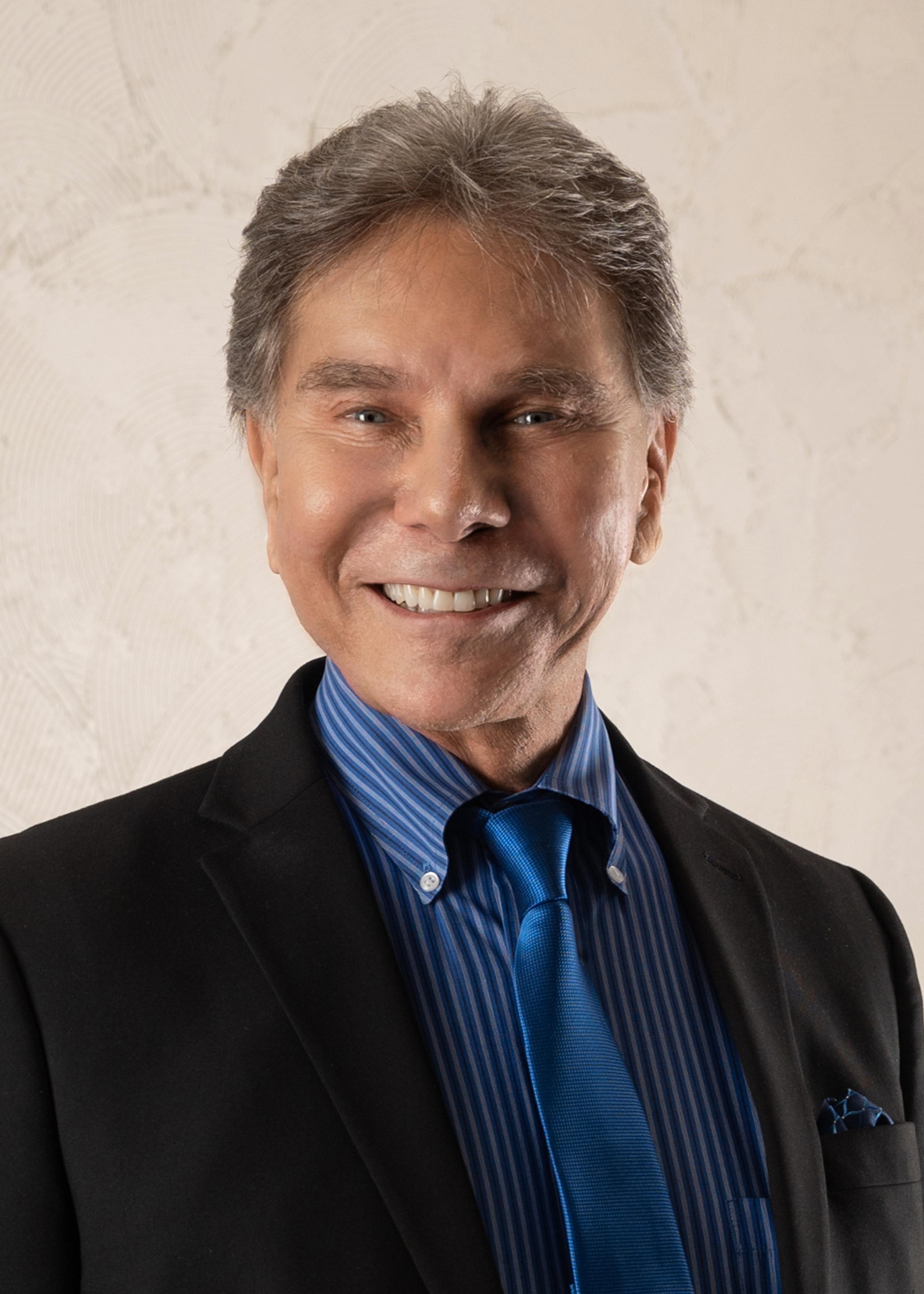 Cialdini headshot