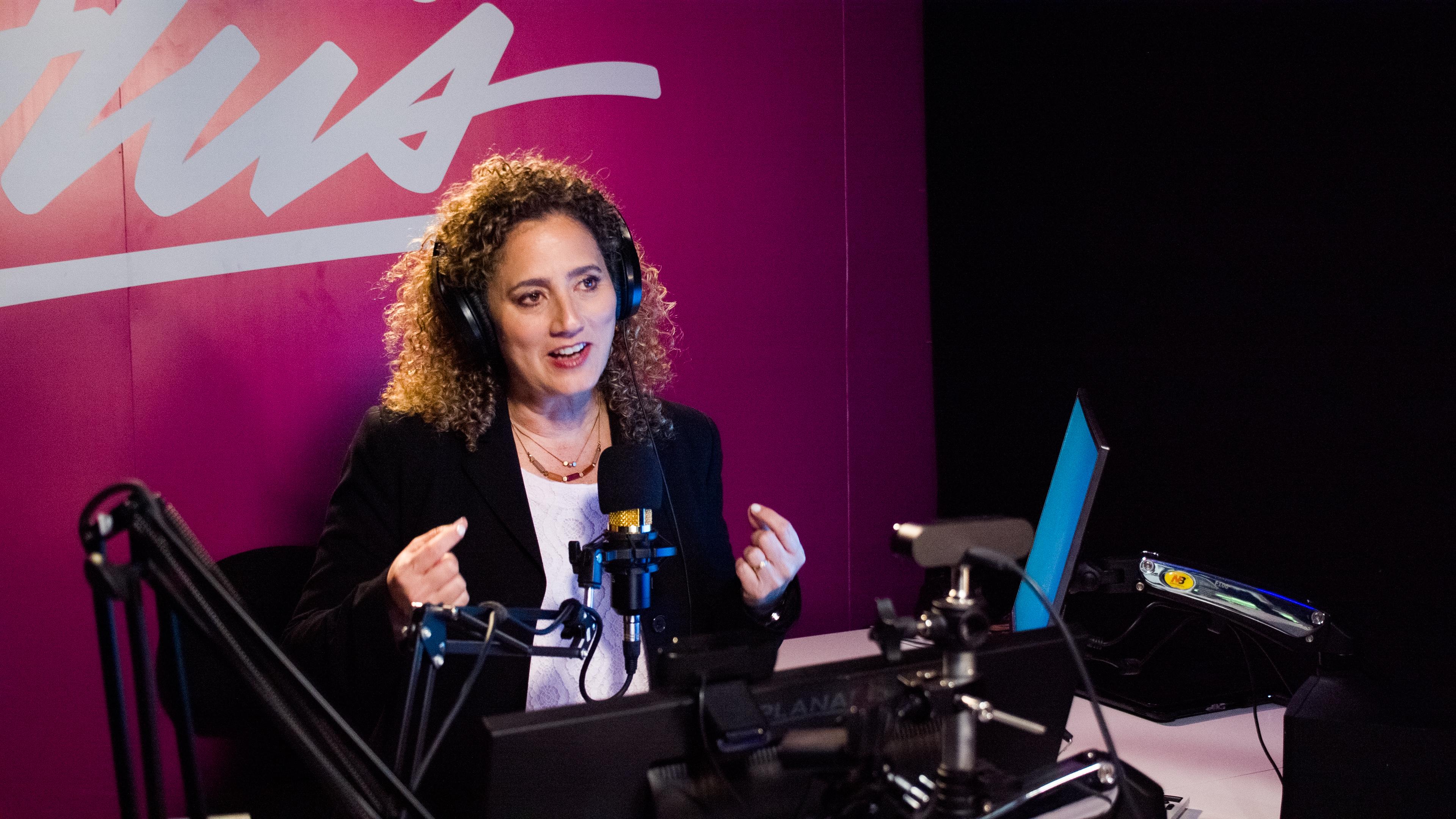 Radio show "Elevando Tu Capacidad"